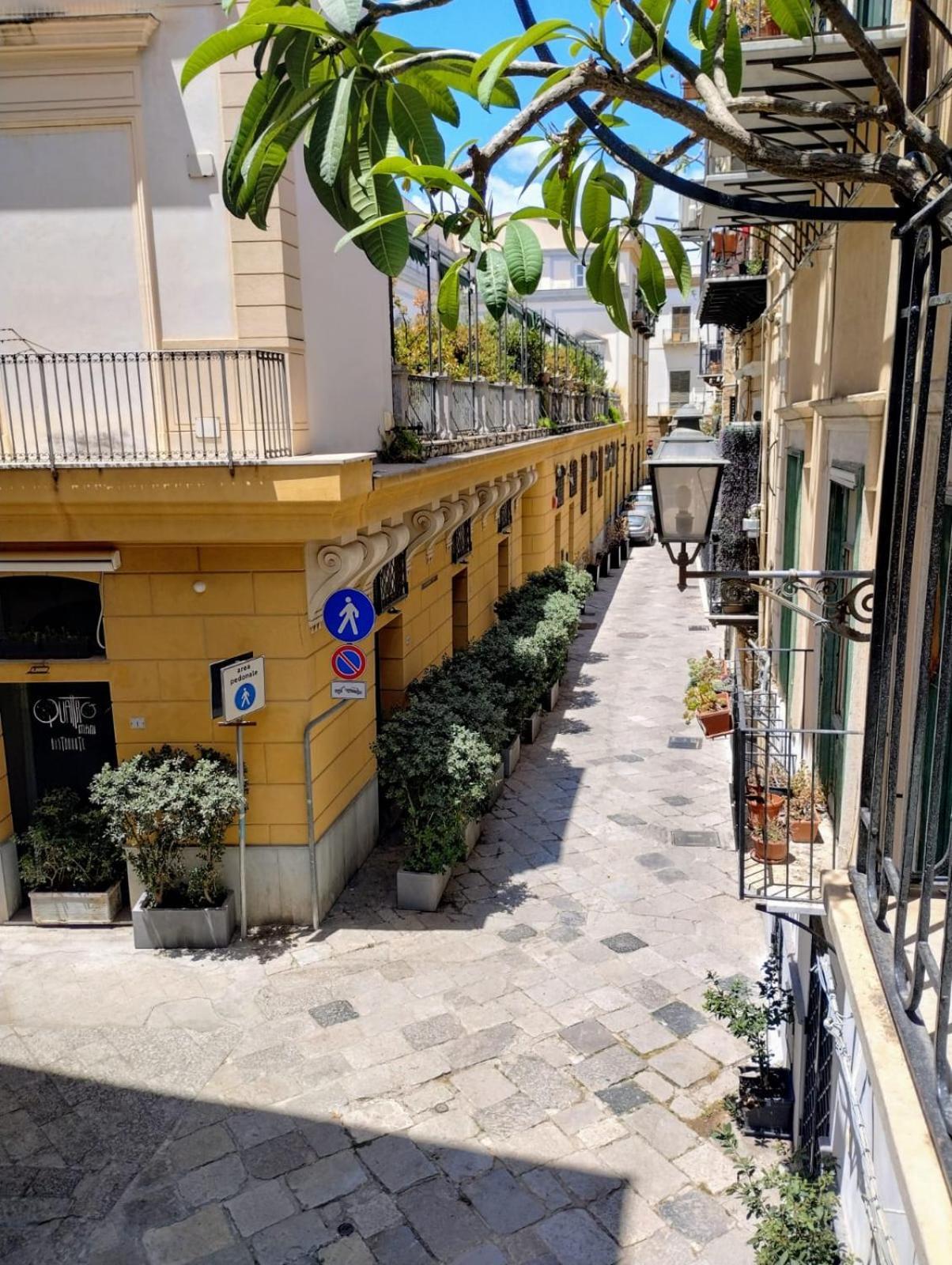 Domus Vetriera Apartamento Palermo Exterior foto