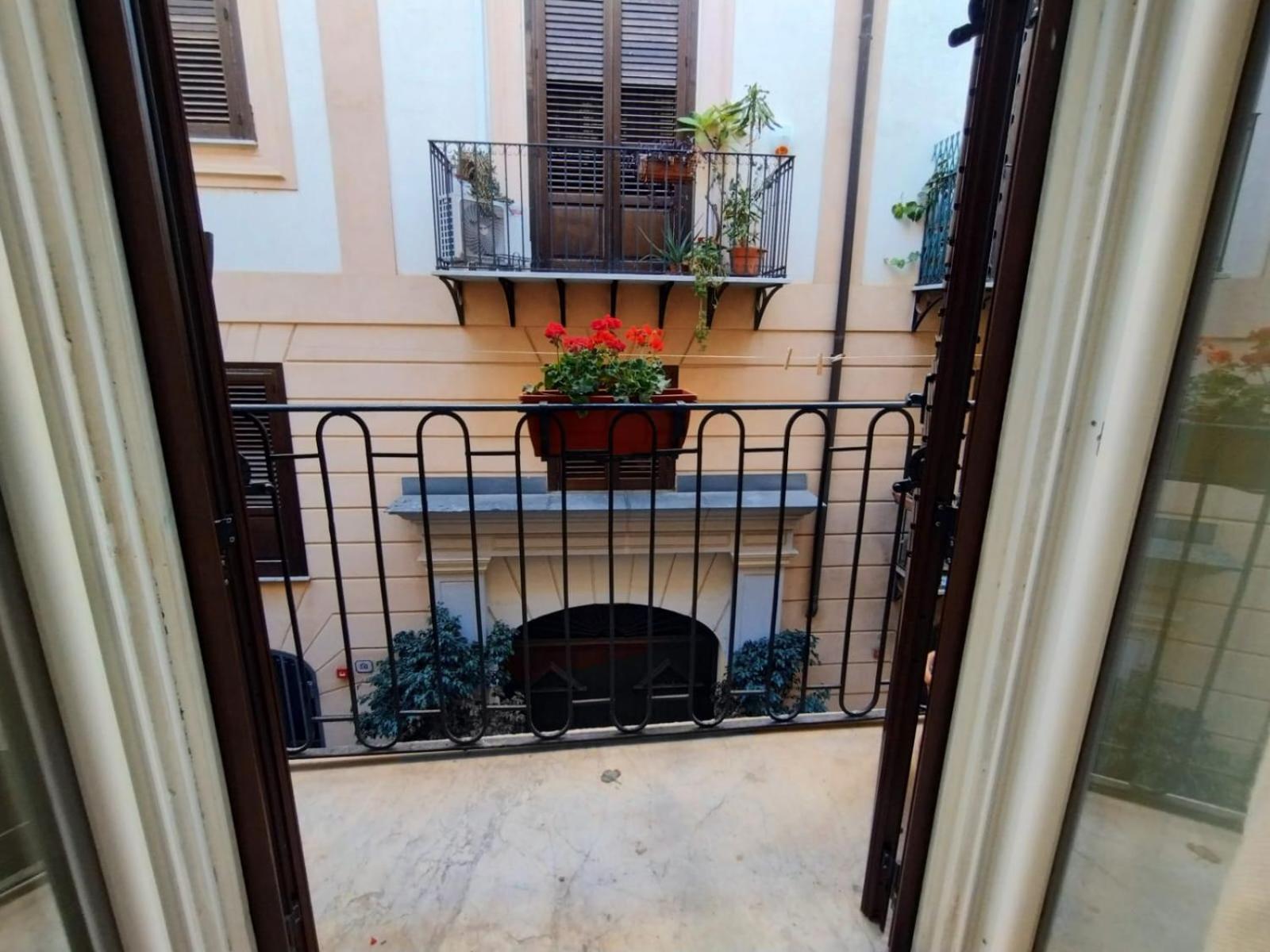 Domus Vetriera Apartamento Palermo Exterior foto